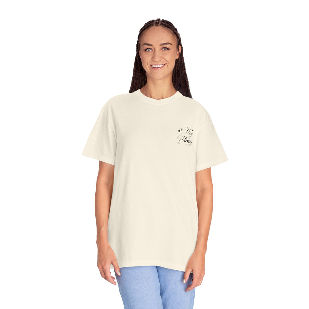 Hey Wh<3res Pocket Graphic Tee